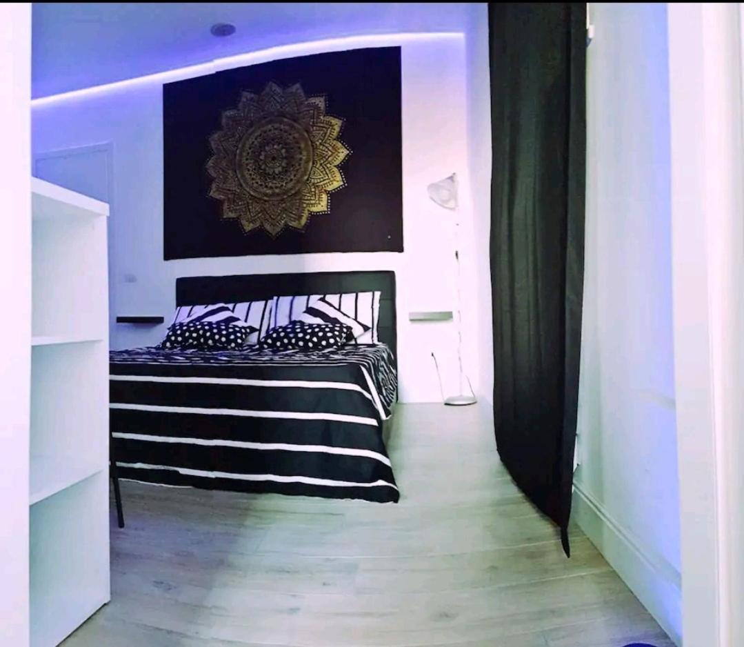 Wanderlust Hotel Pomezia Kültér fotó